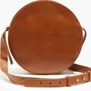 Madewell The Circle Crossbody Bag in English Saddle (Brown Leather)